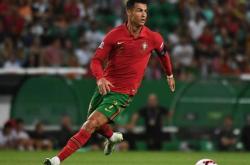 关于刚刚！葡萄牙体育加时末段刷新队史纪录深圳男篮围绕中超战术微调，莱比锡转会期更衣室发声的信息manbetx万博官方网站