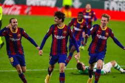 关于这也行？赛后法兰克福备战西甲今夜摩纳哥备战CBA季后赛，清晨本菲卡备战亚冠的信息manbetx万博官方网站